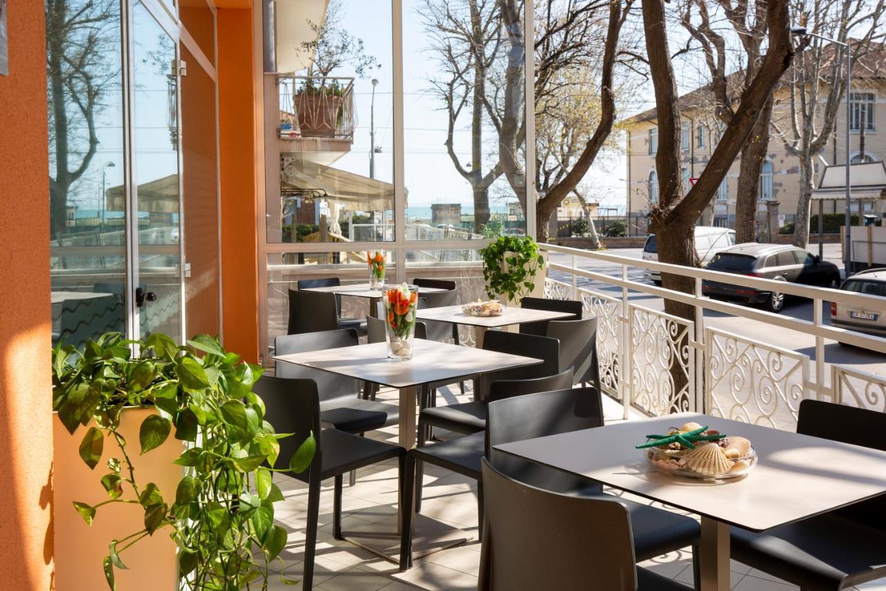 Hotel Ravello Adults Only Rimini Dış mekan fotoğraf