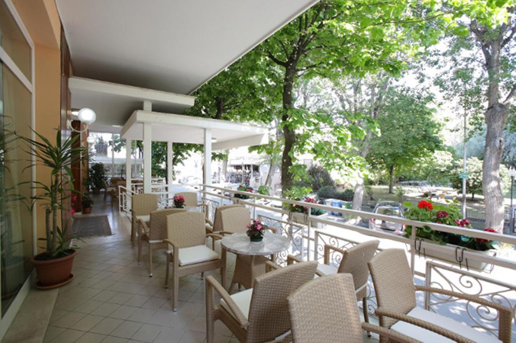 Hotel Ravello Adults Only Rimini Dış mekan fotoğraf